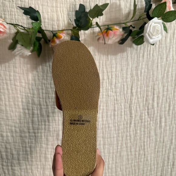 Lulus new in box Brown Platform Espadrille Sandals - Picture 4 of 5